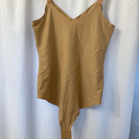 Kinx shape wear. Never been worn. I bought it and washed it before trying. - Picture 2 of 7